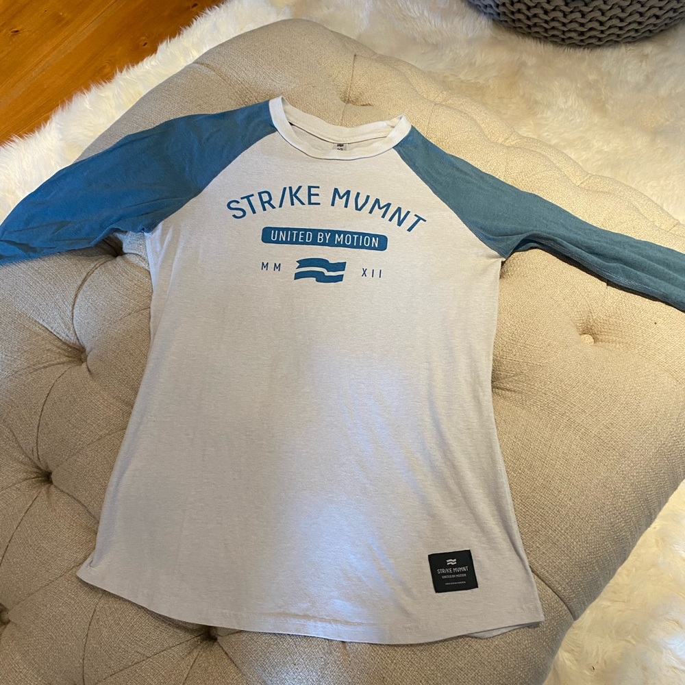 Women’s Strike mvmnt baseball tee, size m